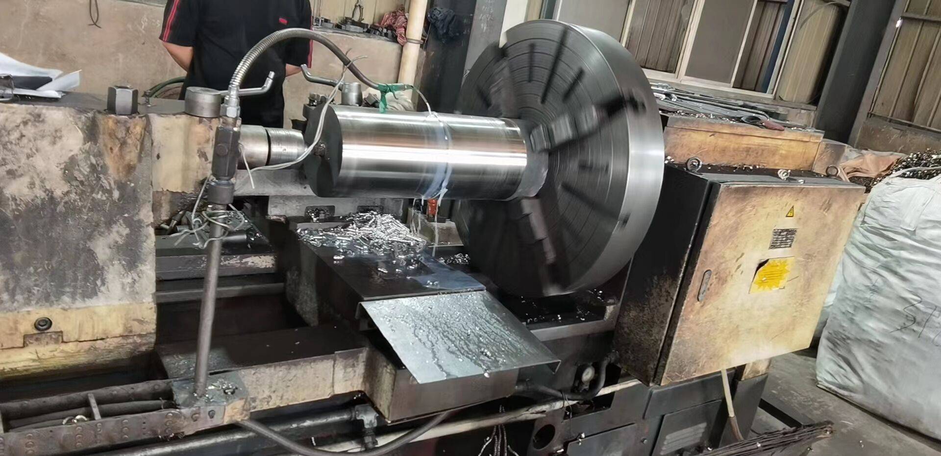 重工机械中材料的强度与耐磨性如何平衡 重工机械中材料的强度与耐磨性如何平衡